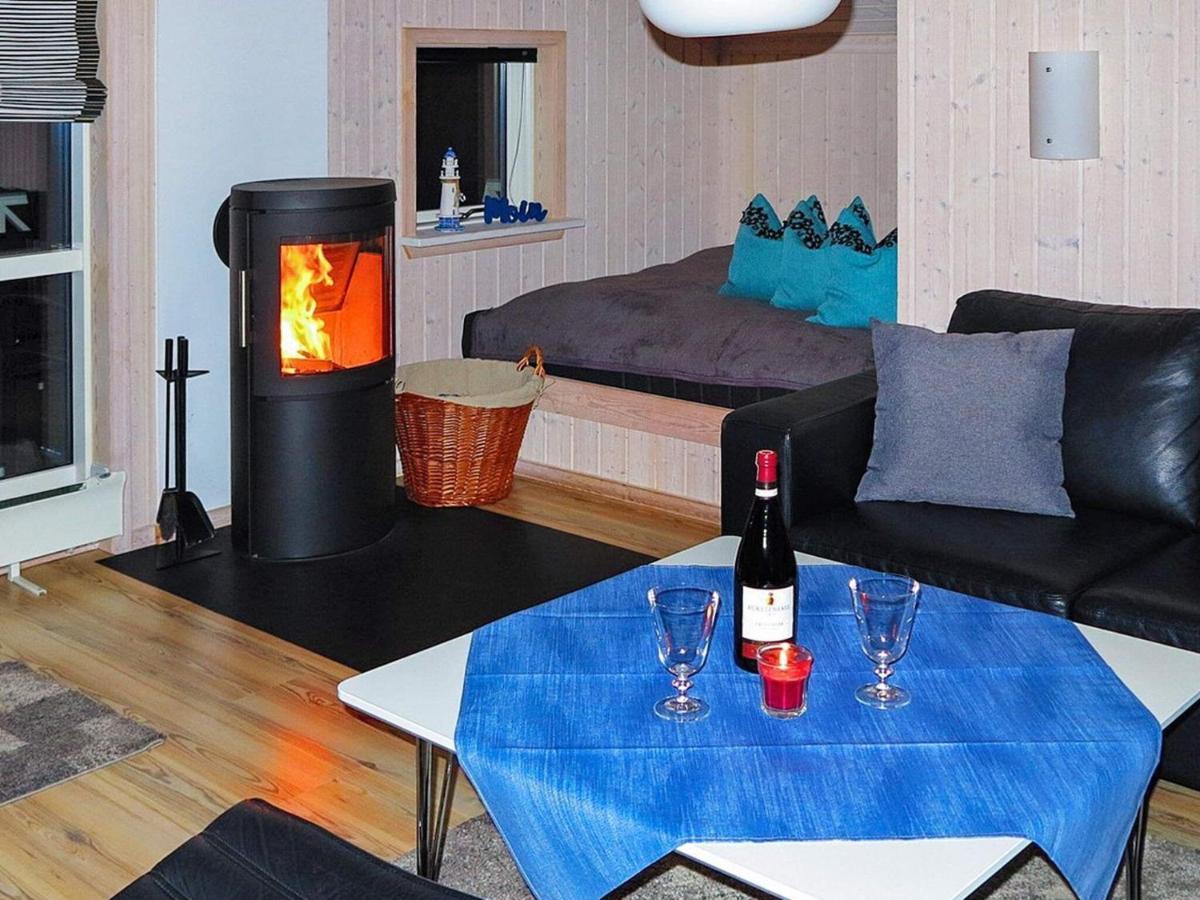 8 Person Holiday Home In Gro Enbrode Großenbrode Exteriör bild