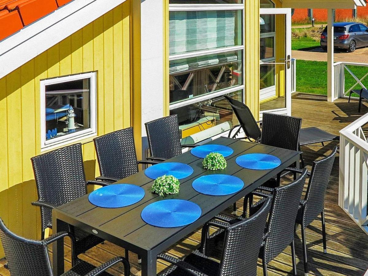 8 Person Holiday Home In Gro Enbrode Großenbrode Exteriör bild